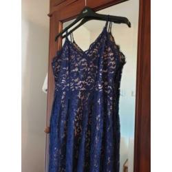 Blauwe kanten midi jurk met beige h&m maat 50