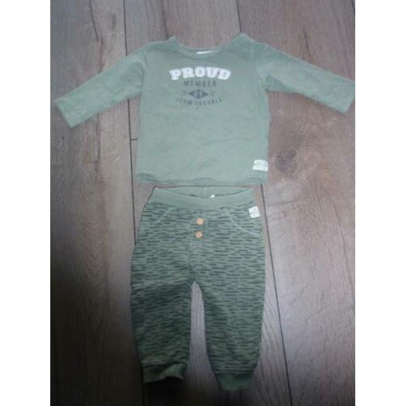 Te koop meerdere babykleertjes