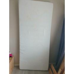 2 matrassen 90x200