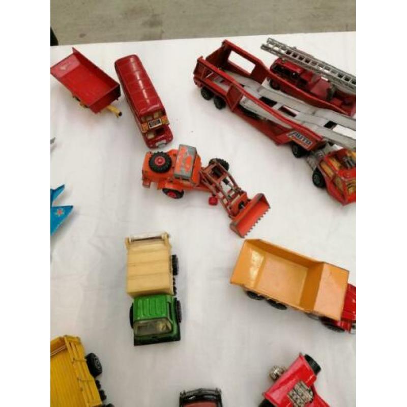Miniatuur auto's/vliegtuigen, CORGI, MATCHBOX, TONKA etc.