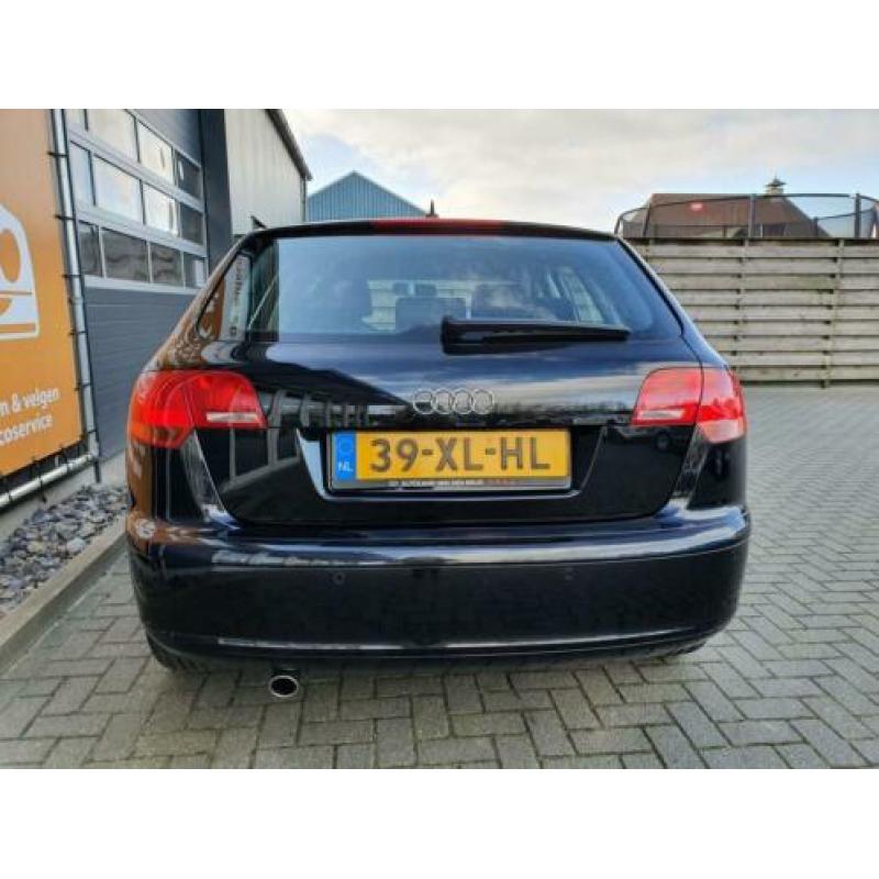 Audi A3 Sportback 1.6 Attraction Pro Line Business van 1e Ei