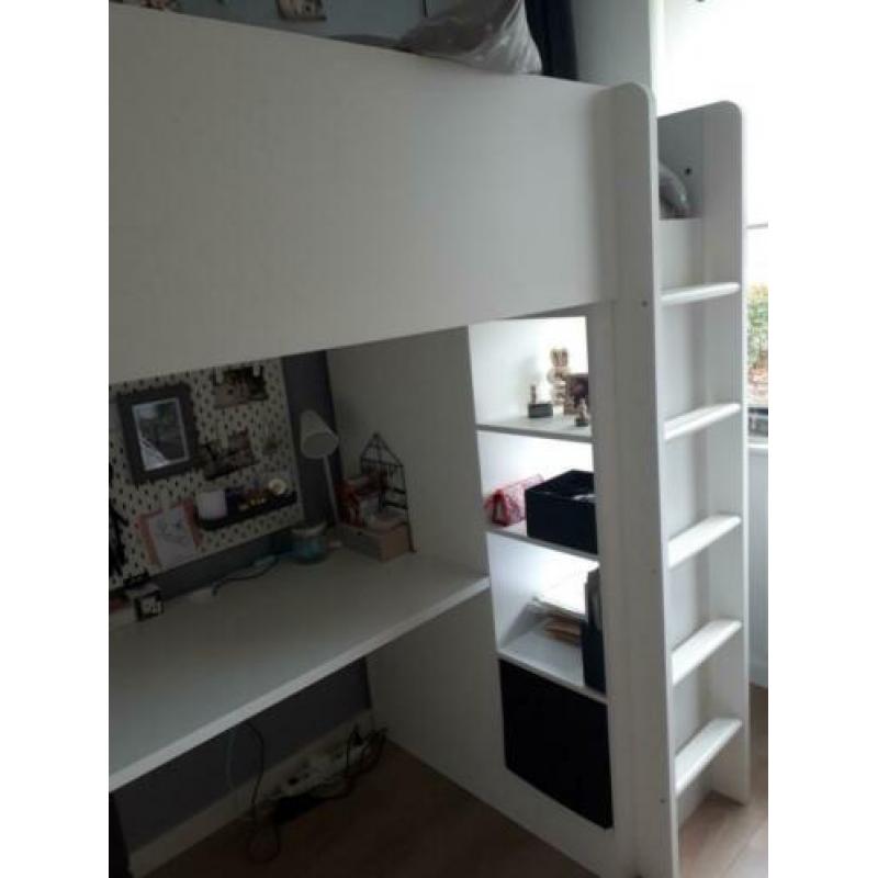 Hoogslaper IKEA Stuva met bureau