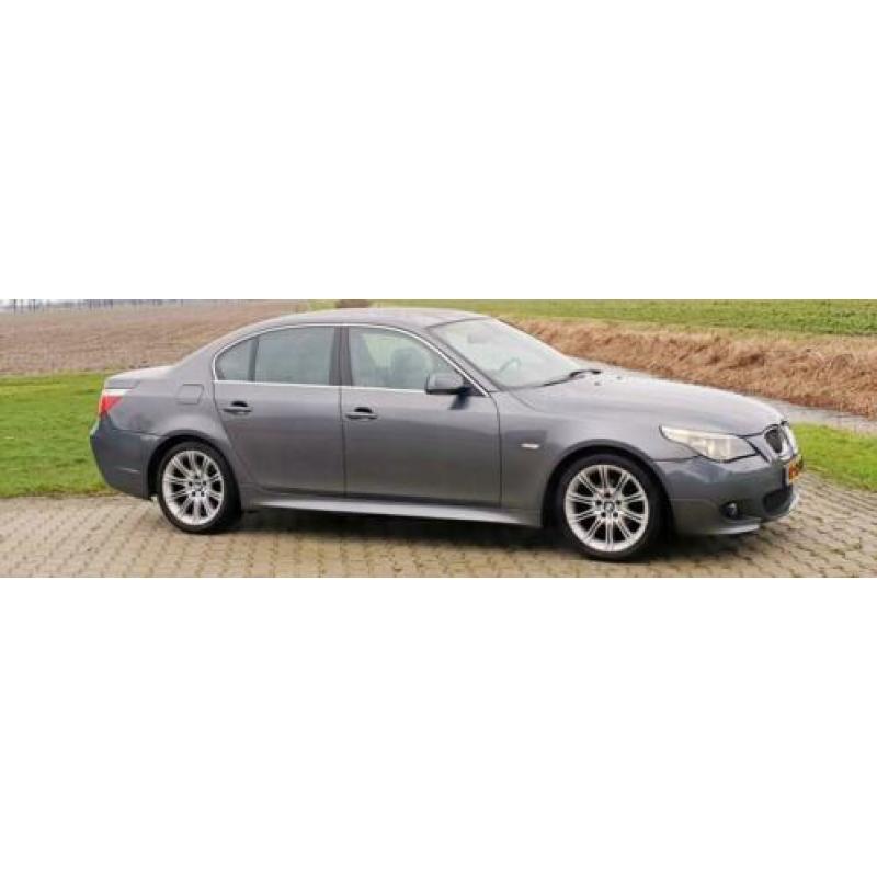 BMW 5-Serie 523i M-Pakket, High Exec., Automaat, B.J.2006