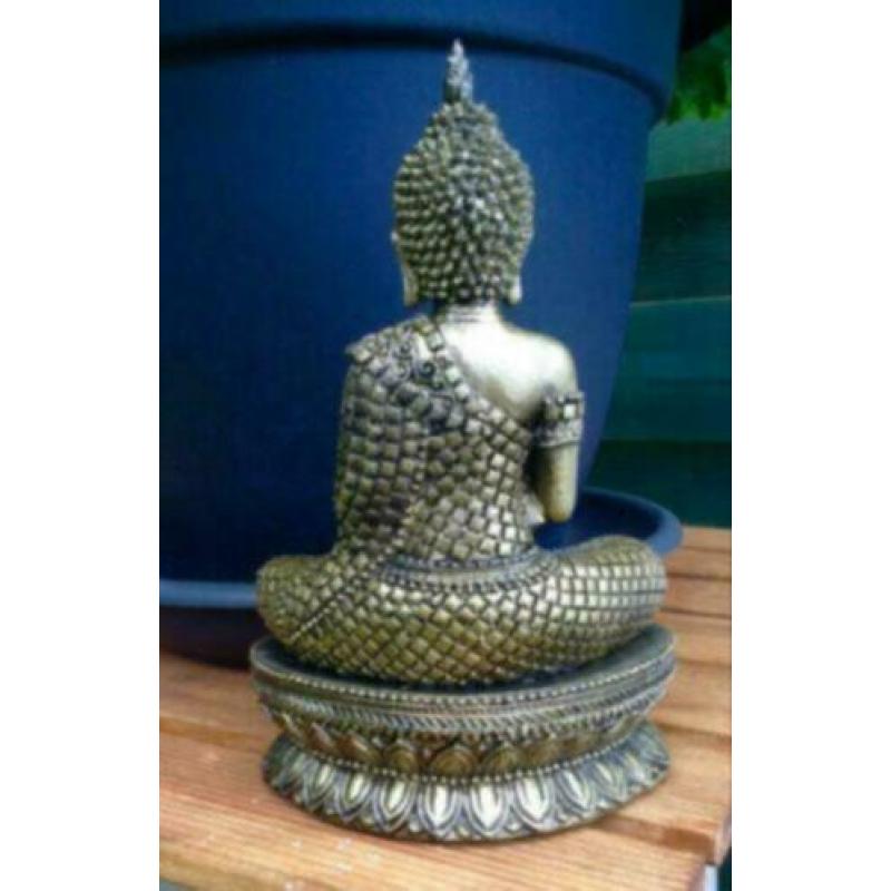 Boeddha beeld,goudkleurige buddha,20cm,,12eu slechts