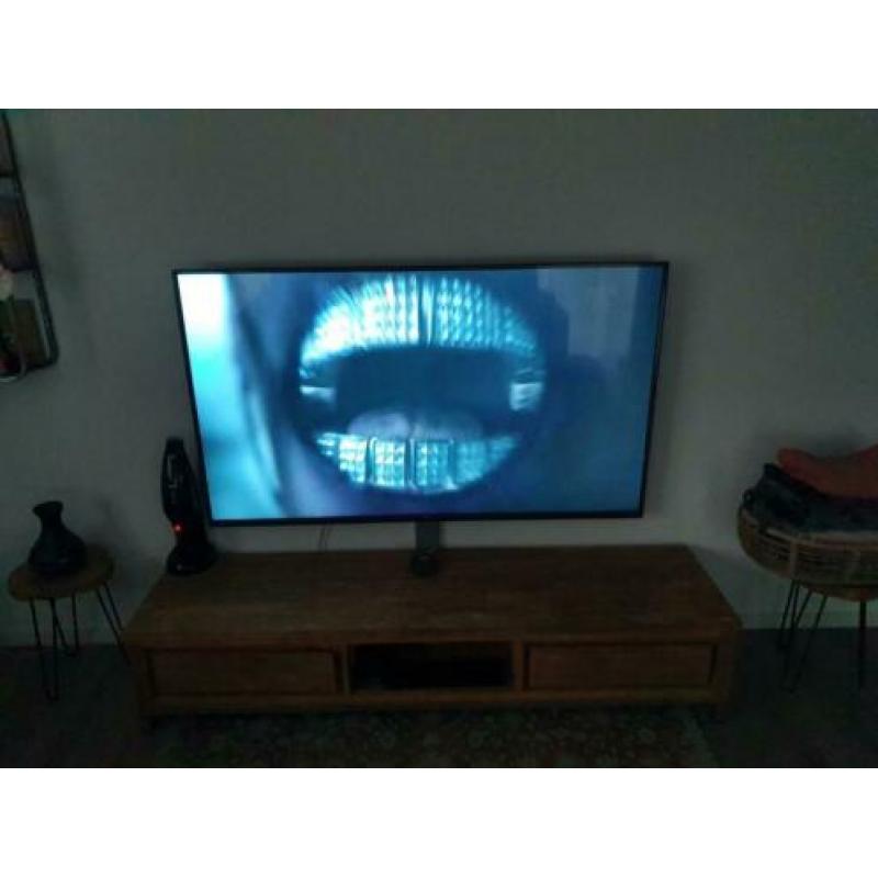 TV verkeert in een zeer goede staat.