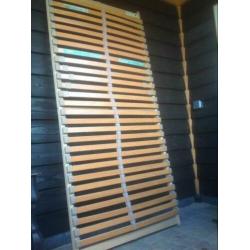 Te koop aangeboden: lattenbodem 90x200