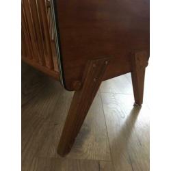 Prachtige vintage poppen ledikant bedje