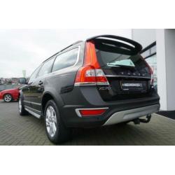 Volvo XC70 D4 FWD NORDIC STYLING KIT TREKHAAK NAVIGATIE