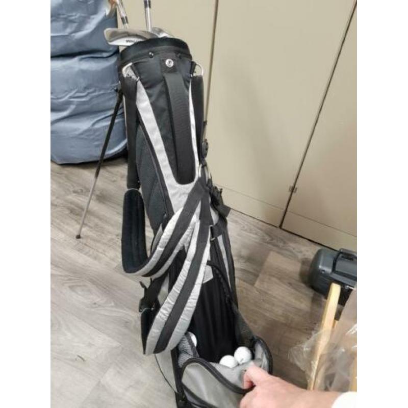 Skymax golfset met 7 clubs en ballen en tee's
