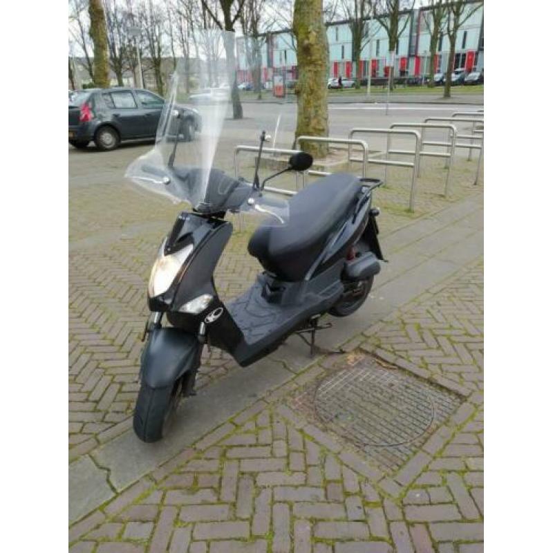 Kymco agility 50 brom scooter bromscooter uit 2011