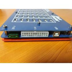 Uitverkoop!! Block erupter 49 port usb 2.0 hub voor €195,-!