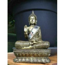 Boeddha beeld,goudkleurige buddha,20cm,,12eu slechts