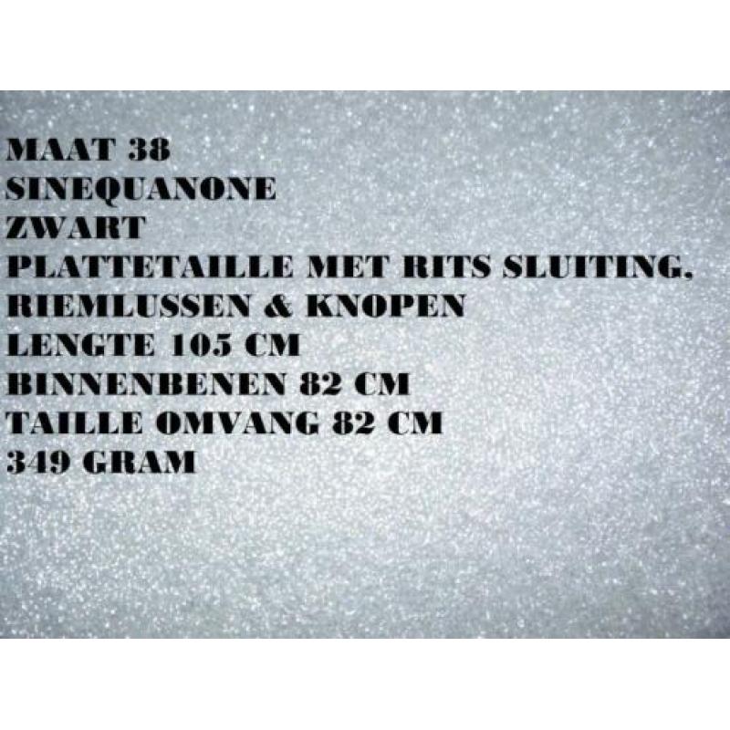Maat 38 - senequanone - zwart