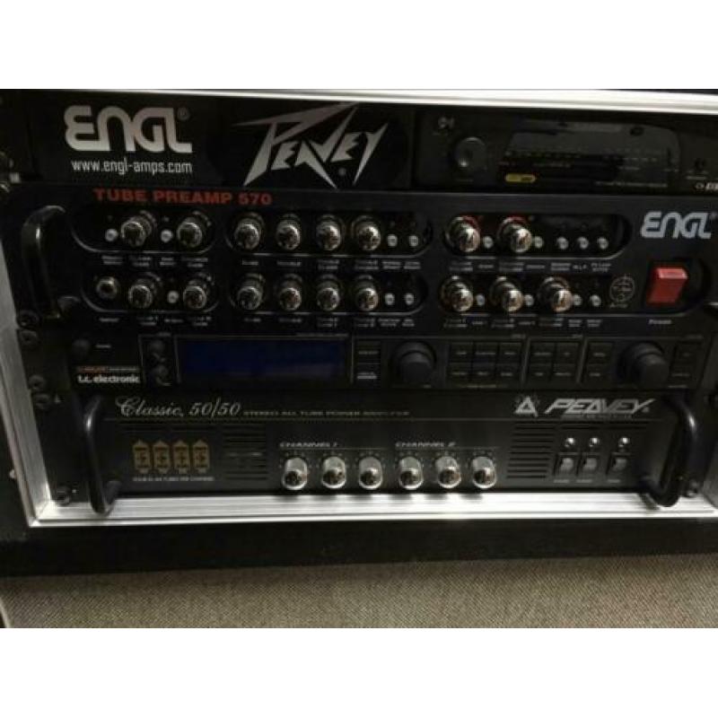 Engl 570 tube preamp met Z-12 footcontroller