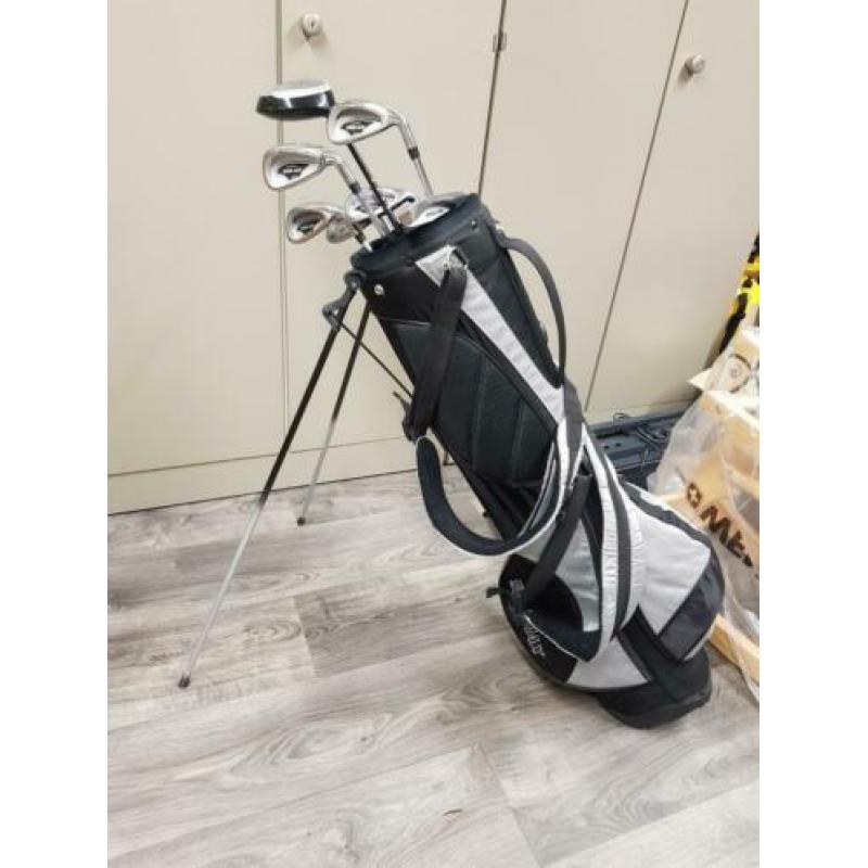 Skymax golfset met 7 clubs en ballen en tee's