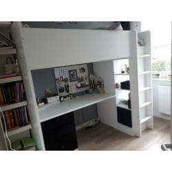 Hoogslaper IKEA Stuva met bureau