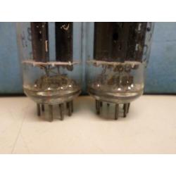 matched paartje ECC83 van philips miniwatt .