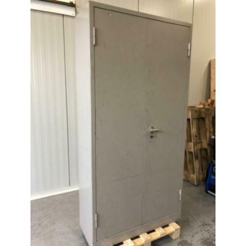 metalen kast