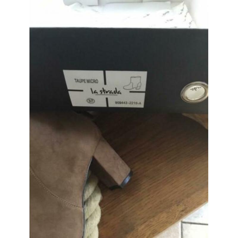 Dames schoenen,nieuw,maat 37,La Strada