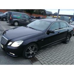 MERCEDES E KLASSE 2.2 TDI aventgare super mooie