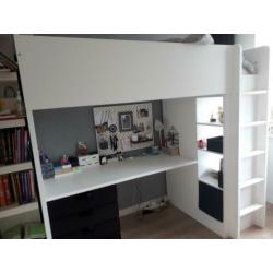 Hoogslaper IKEA Stuva met bureau