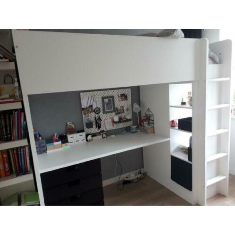 Hoogslaper IKEA Stuva met bureau