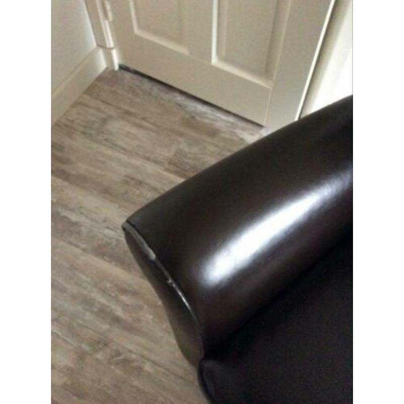 Bruine lederlook fauteuil