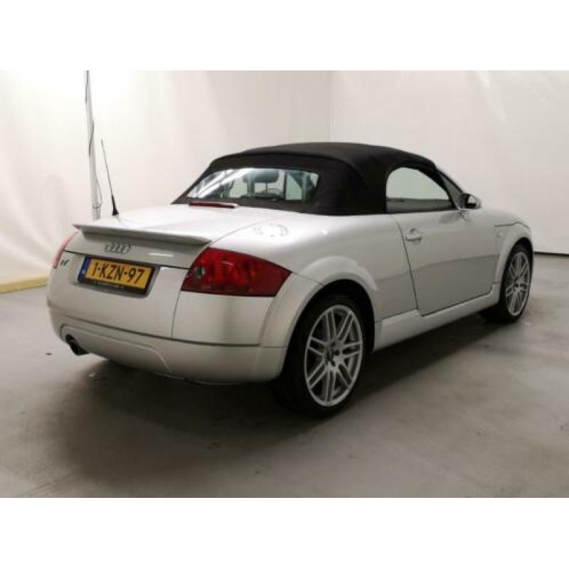 Audi TT 1.8 T Roadster 110KW 2005 Zilver