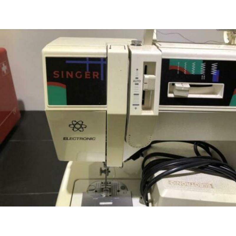 Gebruikte Singer naaimachine