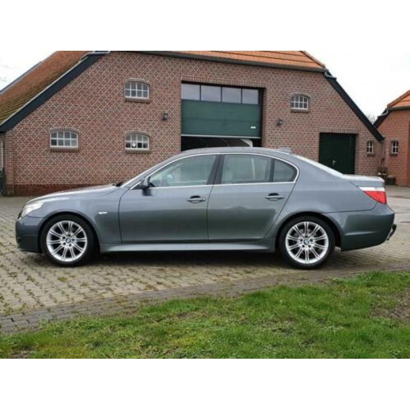BMW 5-Serie 523i M-Pakket, High Exec., Automaat, B.J.2006