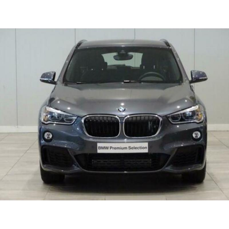 BMW X1 sDrive20i Executive M Sport Pakket Automaat / Afneemb