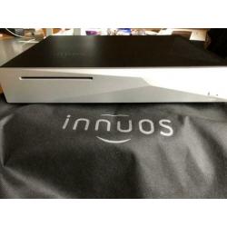 Aurender X725 + Innuos Zen 1TB MK3 streamer.