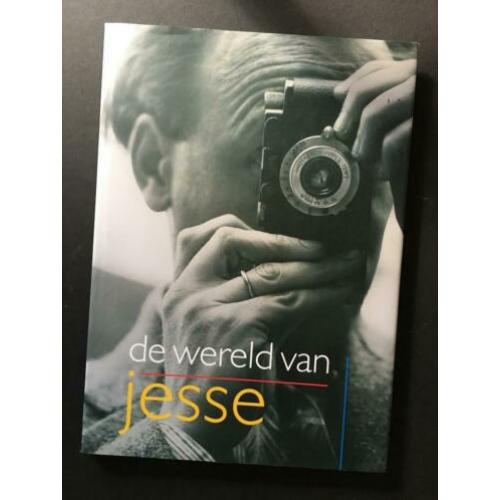 De wereld van Jesse / fotograaf / arts / Ameide / 2005