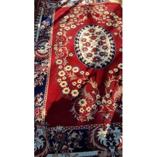 Bordeaux tapijt 200cm breed 300cm lang