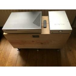 Aurender X725 + Innuos Zen 1TB MK3 streamer.