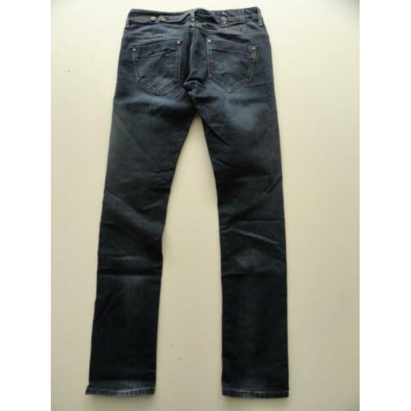 Zo goed als nieuwe G-star skinny spijkerbroek. Maat 31/34.