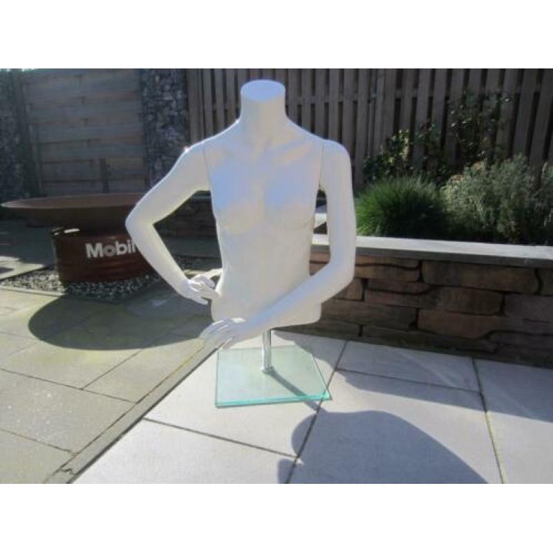 Paspop, mannequin torso vrouw (nummer 1)