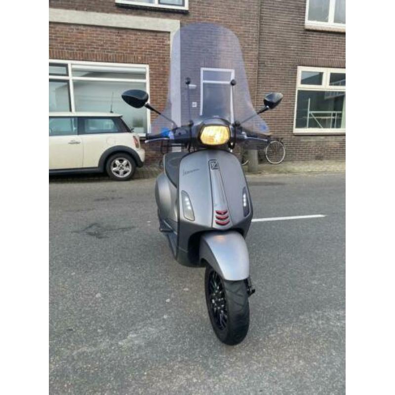 Vespa sprint i-get 45km/h, 4takt, BWJ 2018