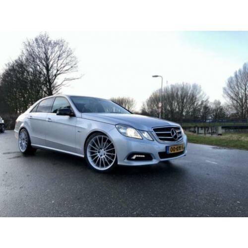 Mercedes E-Klasse E220cdi Sedan Aut5 W212 2009 Grijs