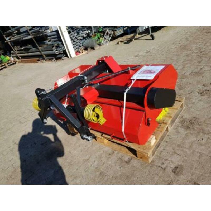 Veegmachine met opvangbak en aftakas 1.25 mtr