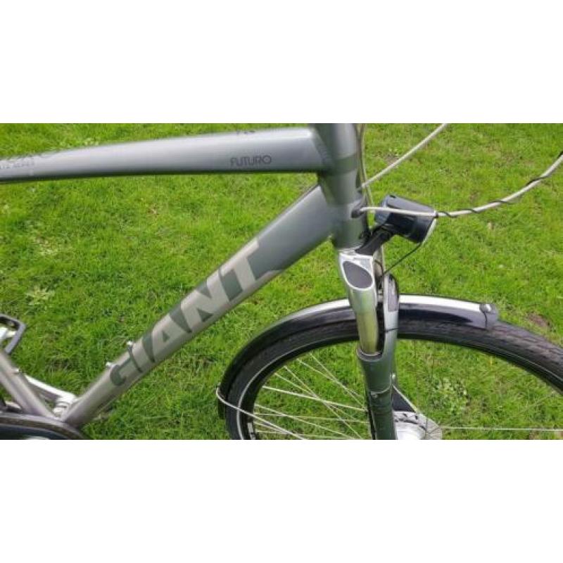 Pherenfie z.g.a.n herenfiets Giant Futoro 57cm 8 versnelling
