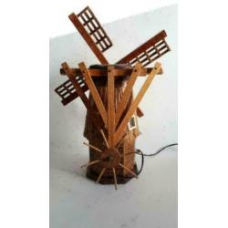 Grote molen handgemaakt met lichtje