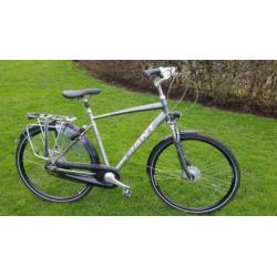 Pherenfie z.g.a.n herenfiets Giant Futoro 57cm 8 versnelling