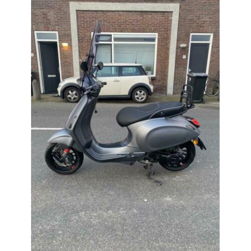 Vespa sprint i-get 45km/h, 4takt, BWJ 2018