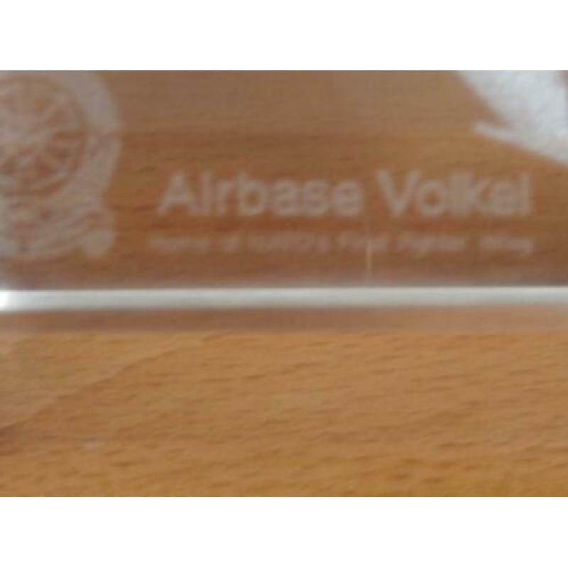 NATO First Fighter Wing vliegtuig 3D glaskunst Volkel