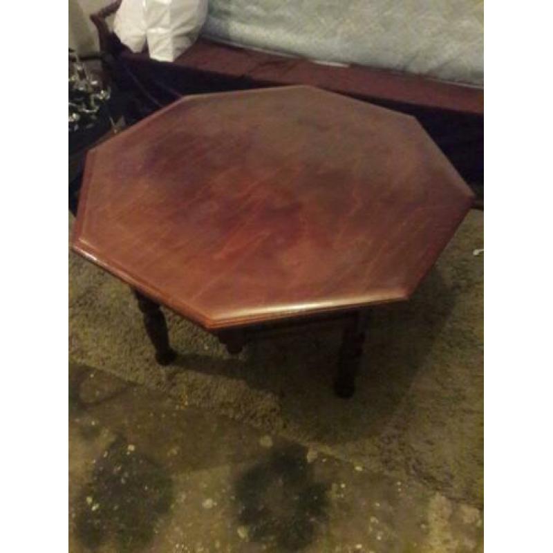 Rond tafel mooi 116 b 55