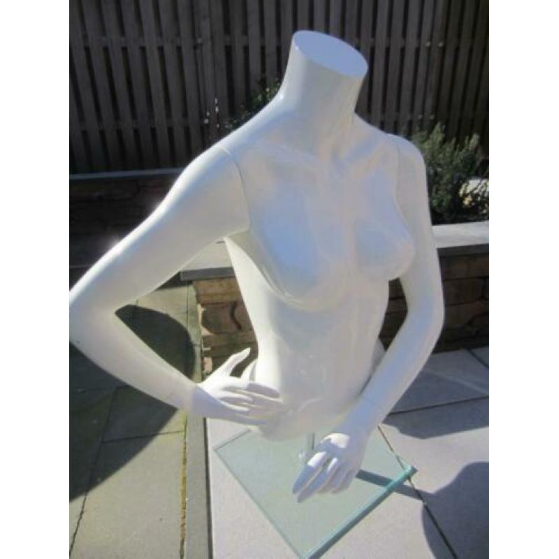 Paspop, mannequin torso vrouw (nummer 1)