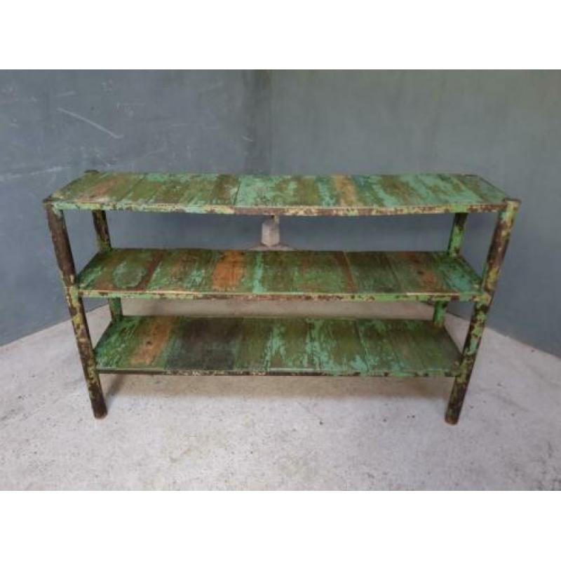 Industriële sidetable, stellingkast groen
