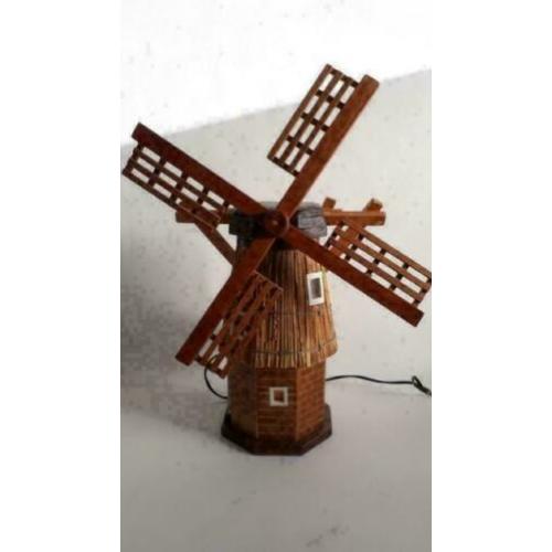 Grote molen handgemaakt met lichtje