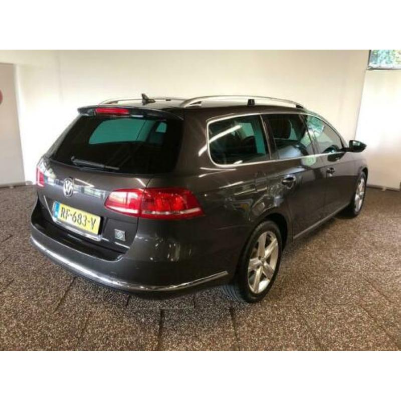 Volkswagen Passat Variant 2.0 TDI Highline BlueMotion DSG, C
